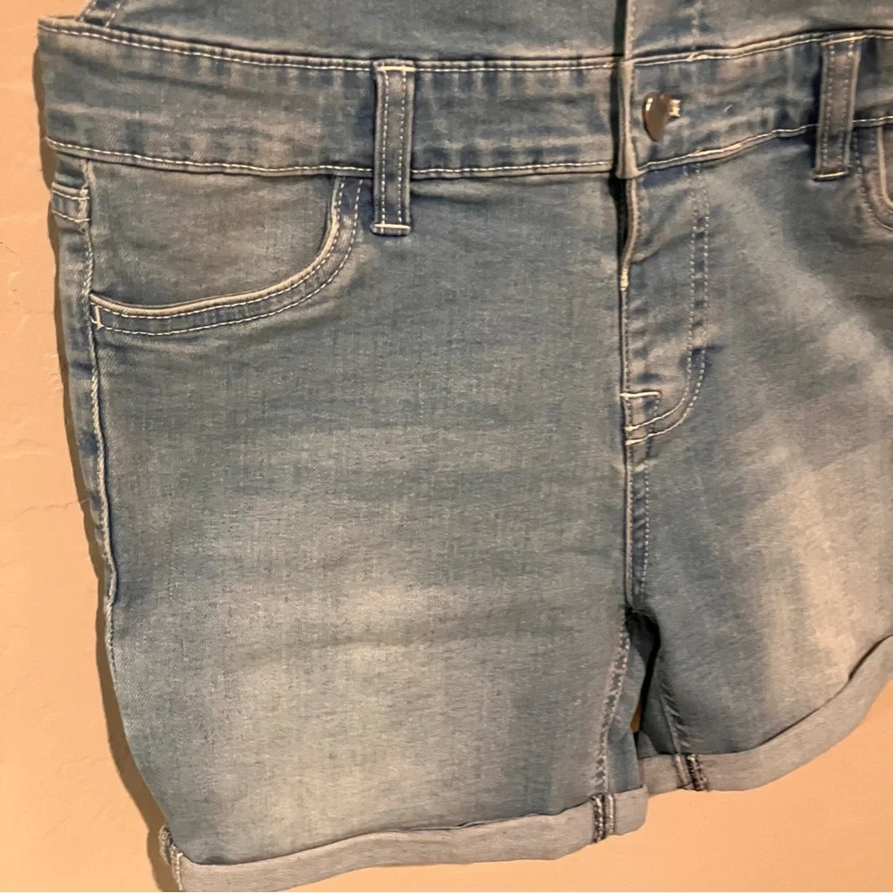 VIGOSS Girls Denim Heart Shaped Snap Overall Shorts Size Large 12/14